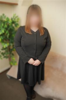 かわいい熟女＆おいしい人妻　町田店／たまき